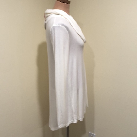 NWT Umgee Top Size Small Ivory Cowl Neck Pleated Back Tunic - Picture 3 of 9